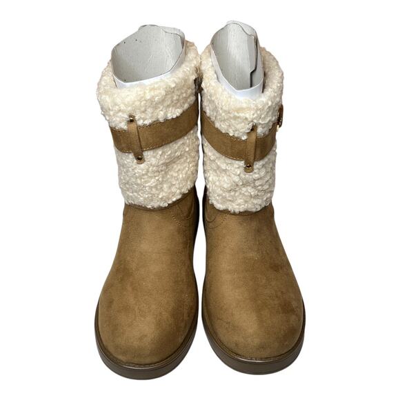 G by Guess Aussie Faux Fur Tan Boots Size 8.5 - Picture 4 of 9